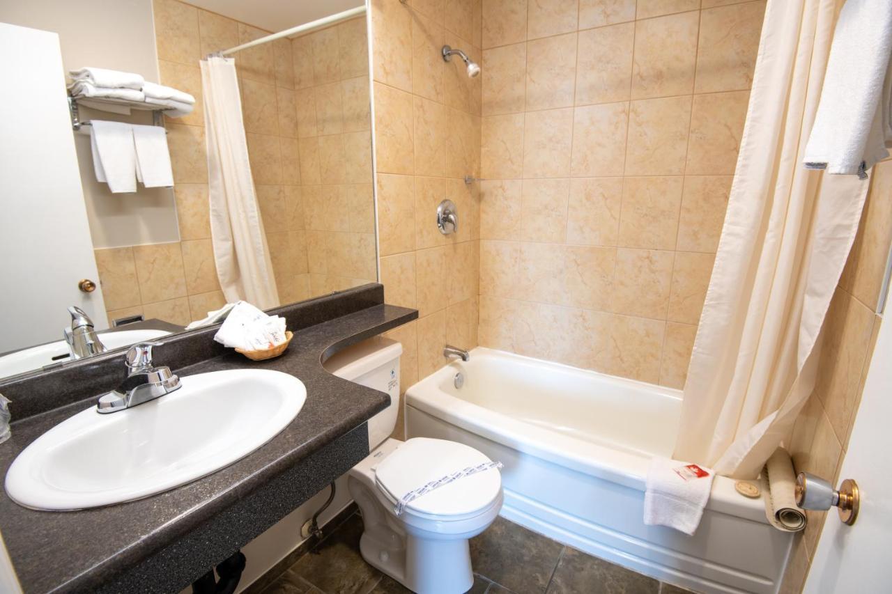 Canadas Best Value Inn-Принс-Джордж Екстер'єр фото