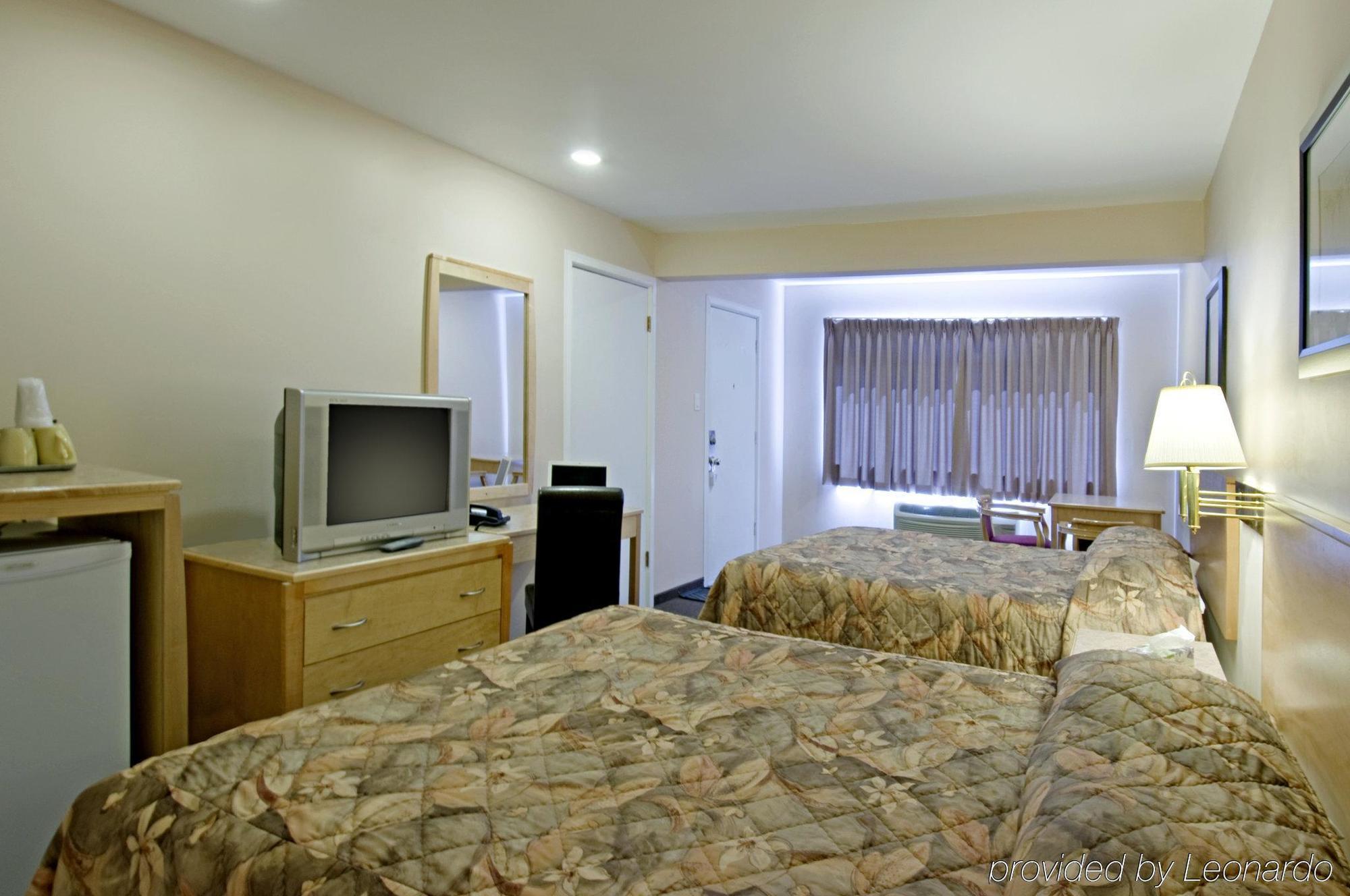 Canadas Best Value Inn-Принс-Джордж Екстер'єр фото